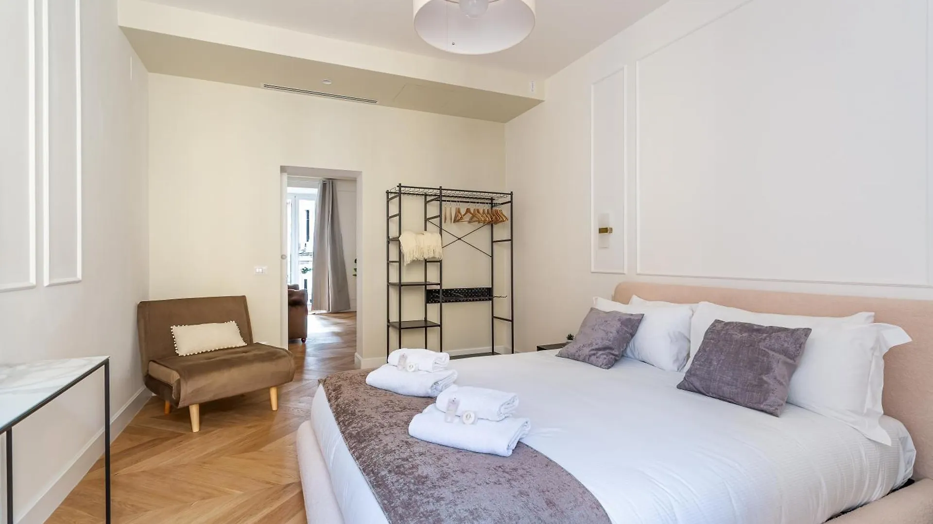 Apartment Iflat Stylish & Cozy Apt In The Heart Of Monti Rome