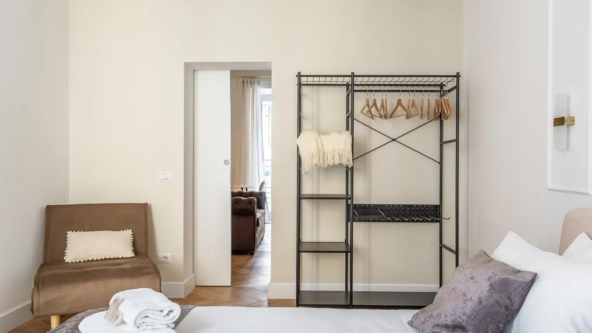 Iflat Stylish & Cozy Apt In The Heart Of Monti Rome