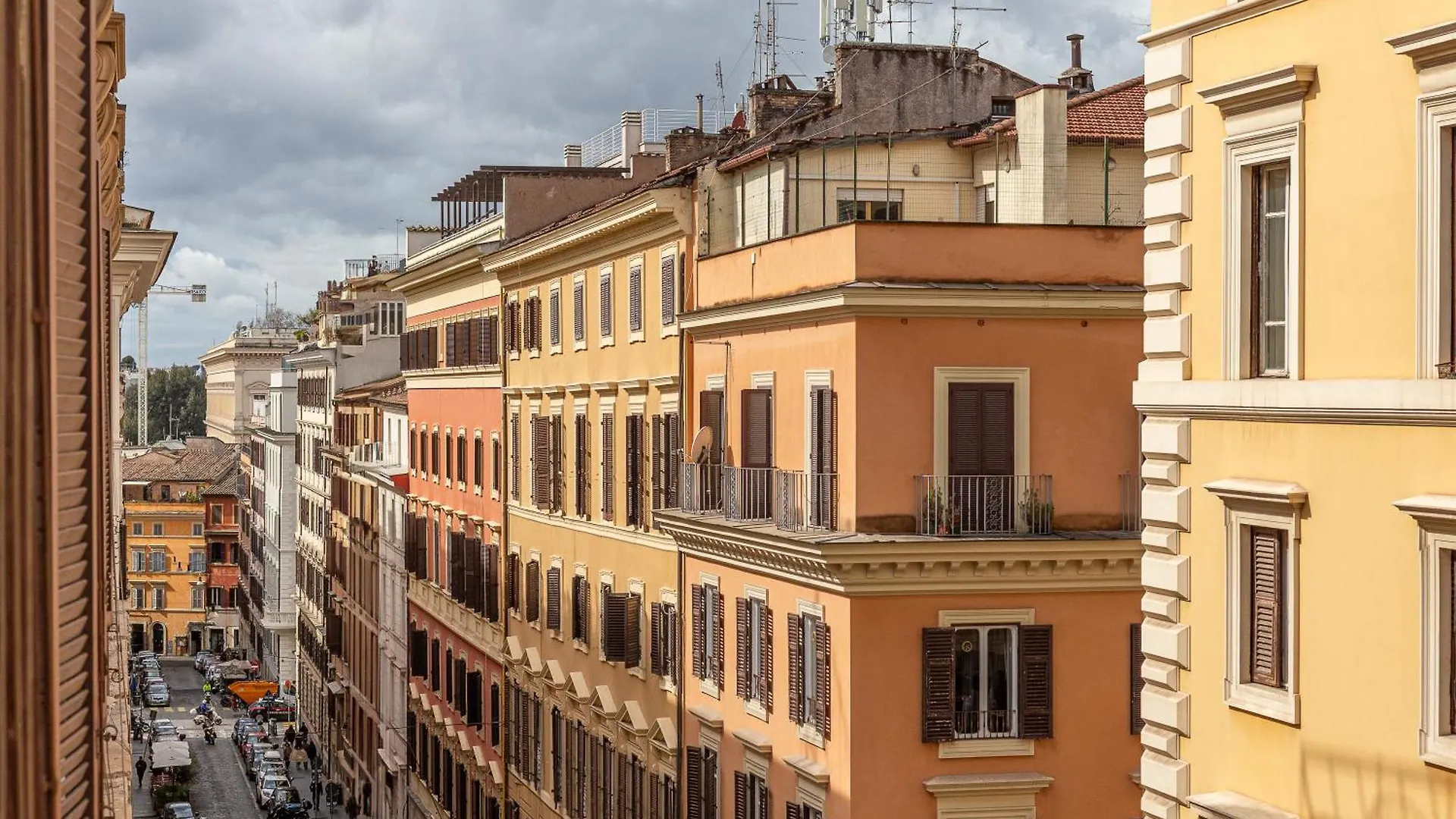 Iflat Stylish & Cozy Apt In The Heart Of Monti Rome Italy